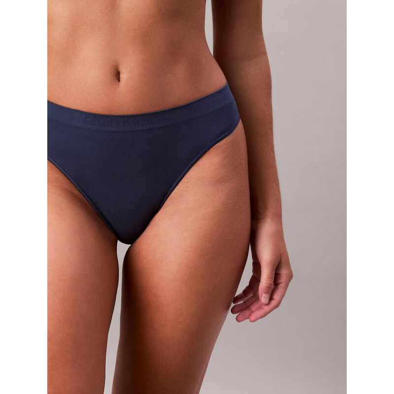 Calvin Klein Bonded Flex Seamless Thong image number 2